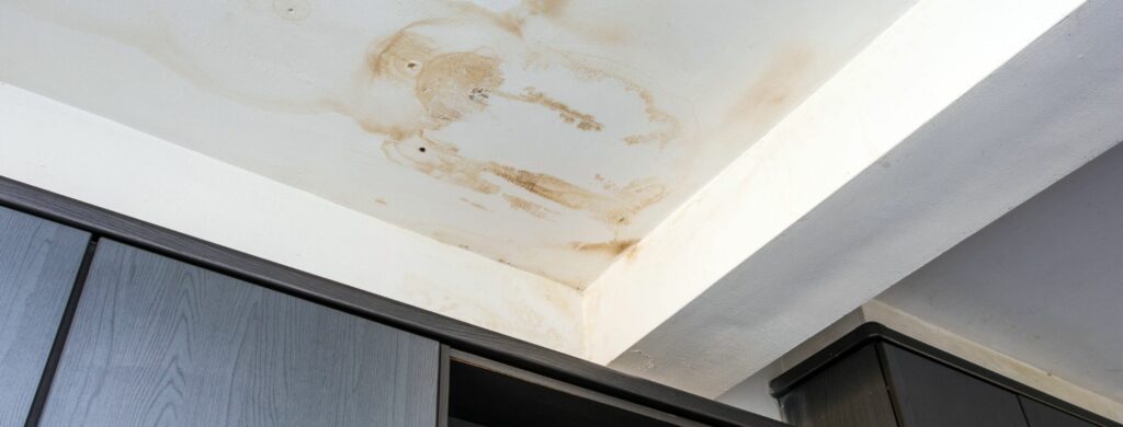 signs of roof damage in Central Texas roofers